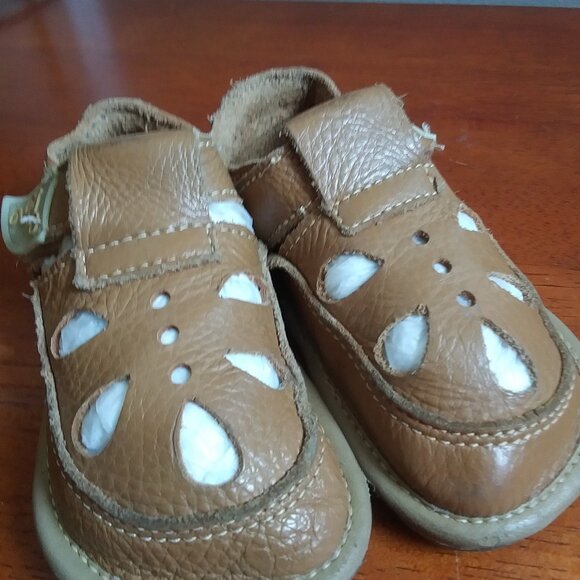 Magical Shoes First Walking Shoes Girls & Boys Soft Kids Shoes Barefoot sz 20 - Picture 1 of 16